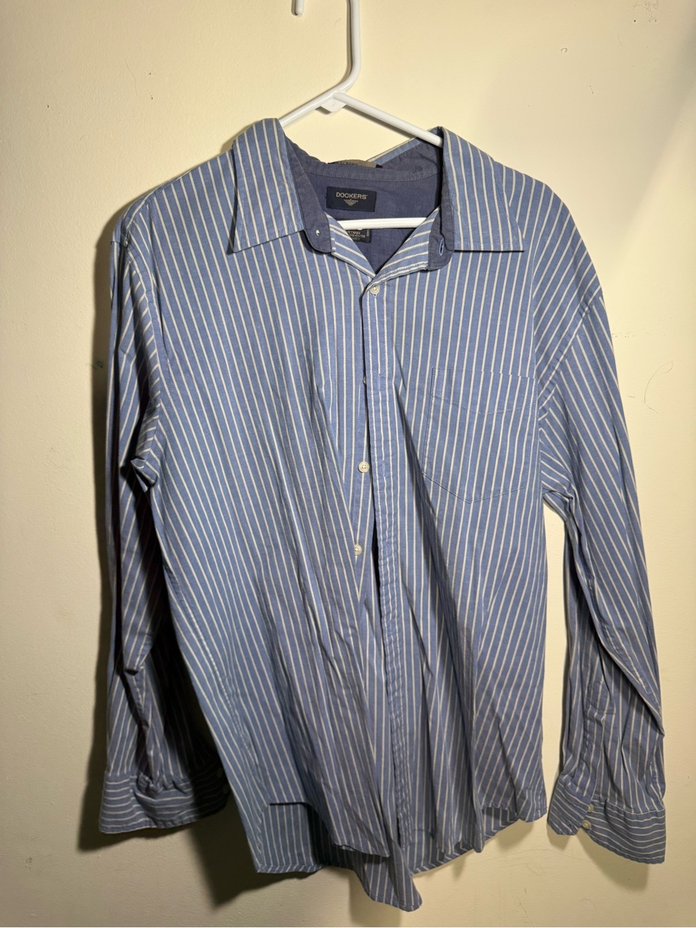 Dockers Blue and White Striped Men's Dress Shirt